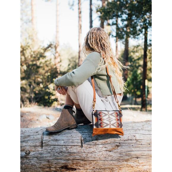 Rais Cane Vida Crossbody Bag with Pendleton Wool and Leather - Picture 14 of 14